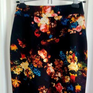 Cynthia Rowley Floral Stretch Skirt sz 0 Pencil skirt